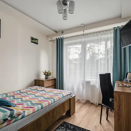 Sniezynka Homestay *